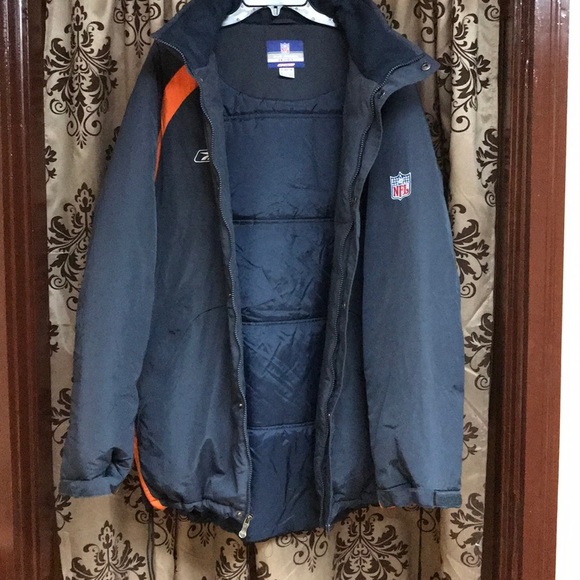 NFL Chicago Bears Reebok Parka Jacket With Matching Beanie Included - Picture 2 of 14